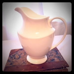 Bone China Royal Vale cream dispenser